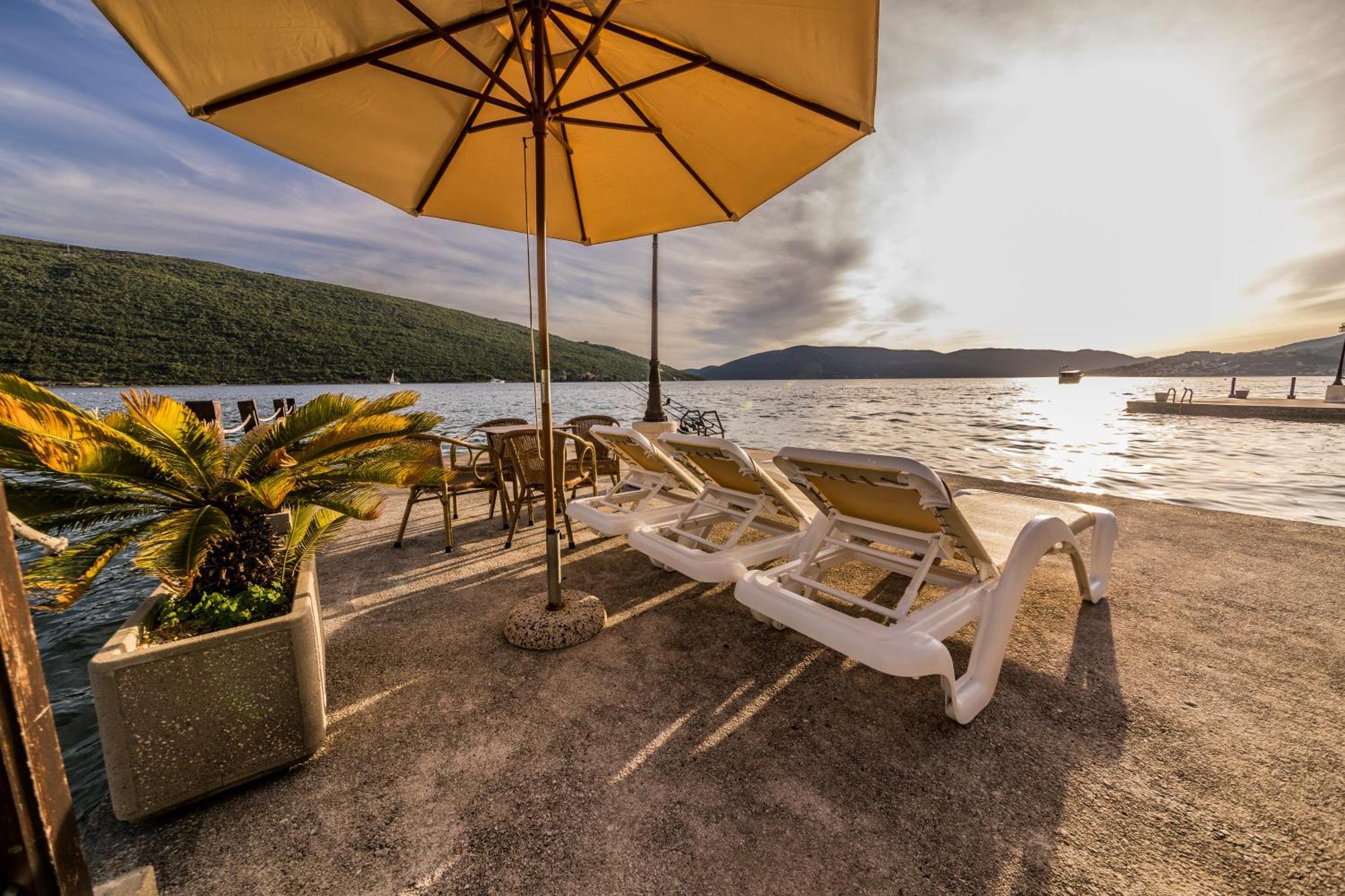 Apartments Batricevic Herceg Novi Bagian luar foto