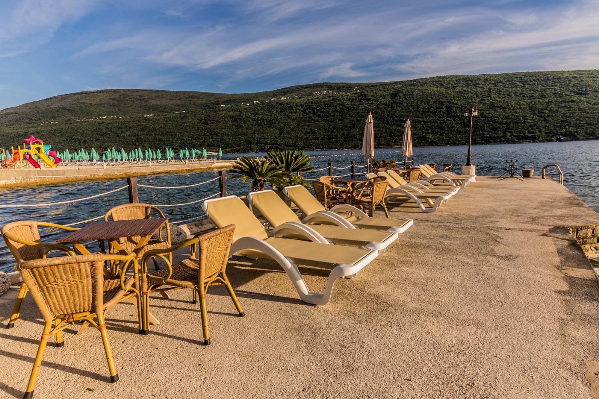 Apartments Batricevic Herceg Novi Bagian luar foto