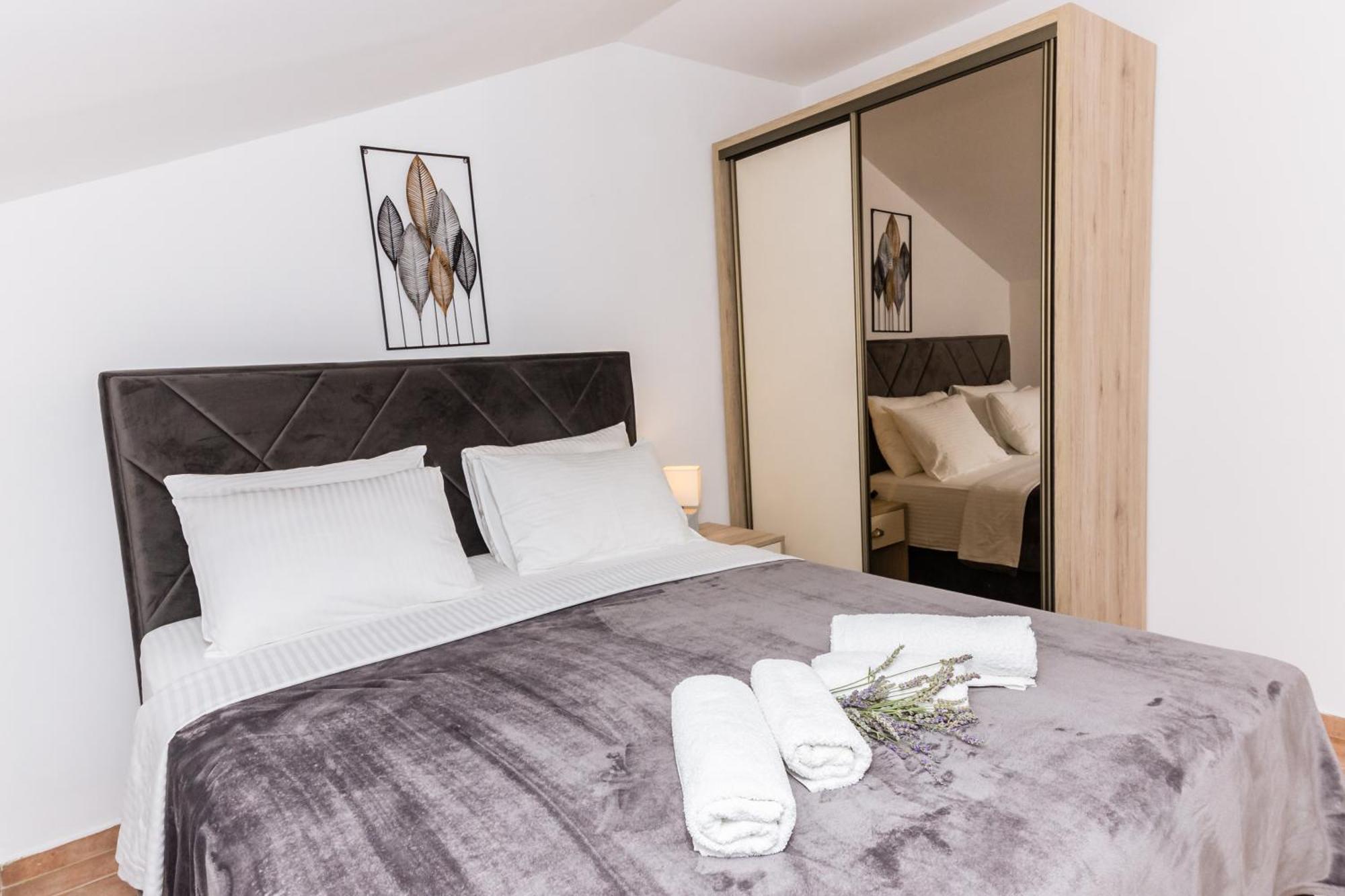Apartments Batricevic Herceg Novi Bagian luar foto