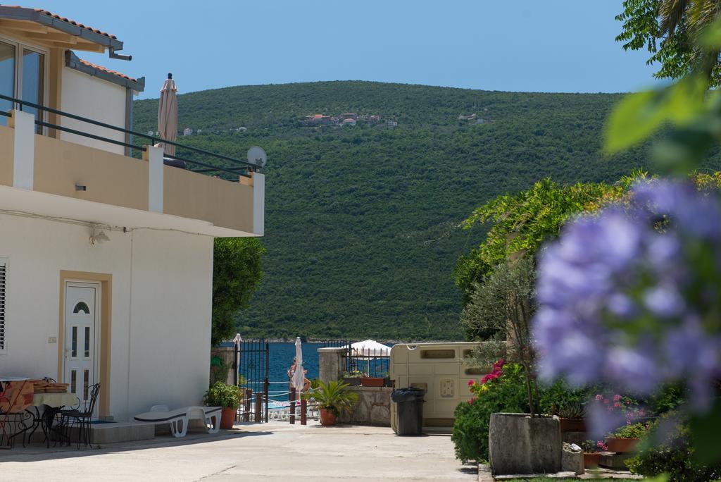 Apartments Batricevic Herceg Novi Bagian luar foto